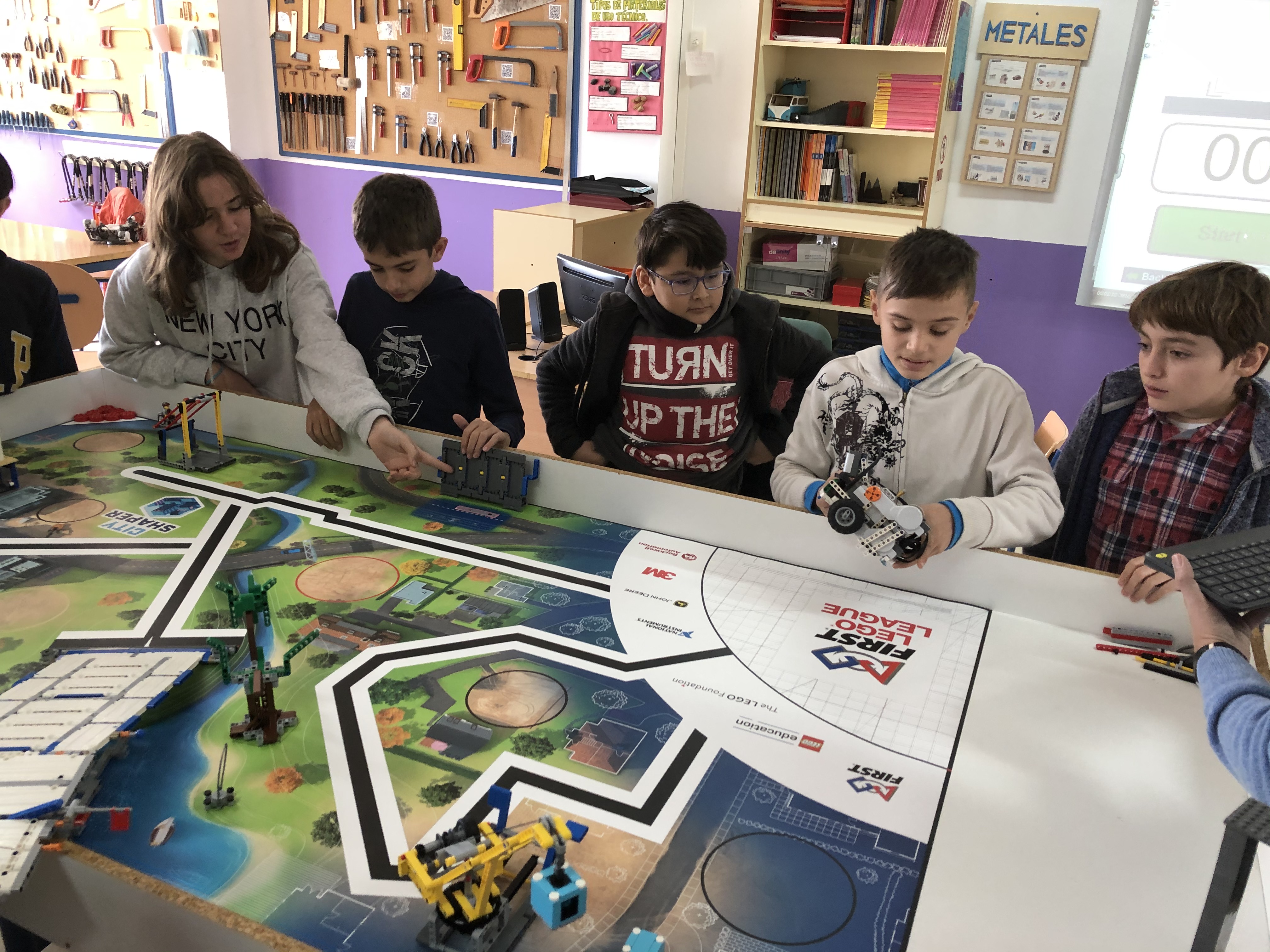 MICRO FIRST LEGO League en IES Ítaca